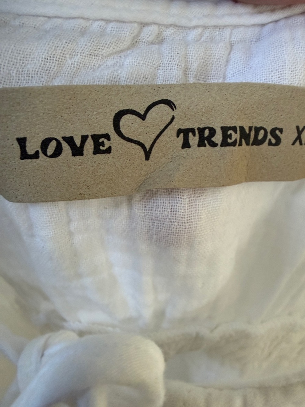 Women’s White Cotton Tie-Front Crop Top - Picture 2 of 3